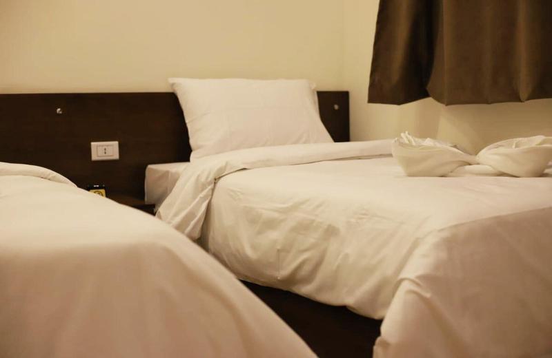 Elysees Tahrir Square 3*